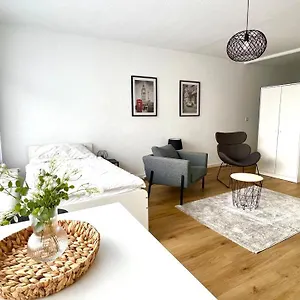 Schoene In Linden - 48qm, Moderne Kueche, Bad, Balkon, 4 Personen, Wifi Apartment